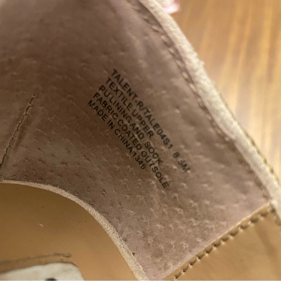 Steve Madden Flats - Picture 9 of 10